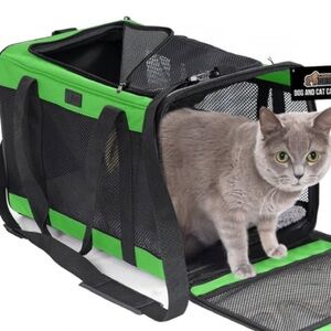 Gorilla Grip Pet Carrier for Cats and other Pets. Green and Black